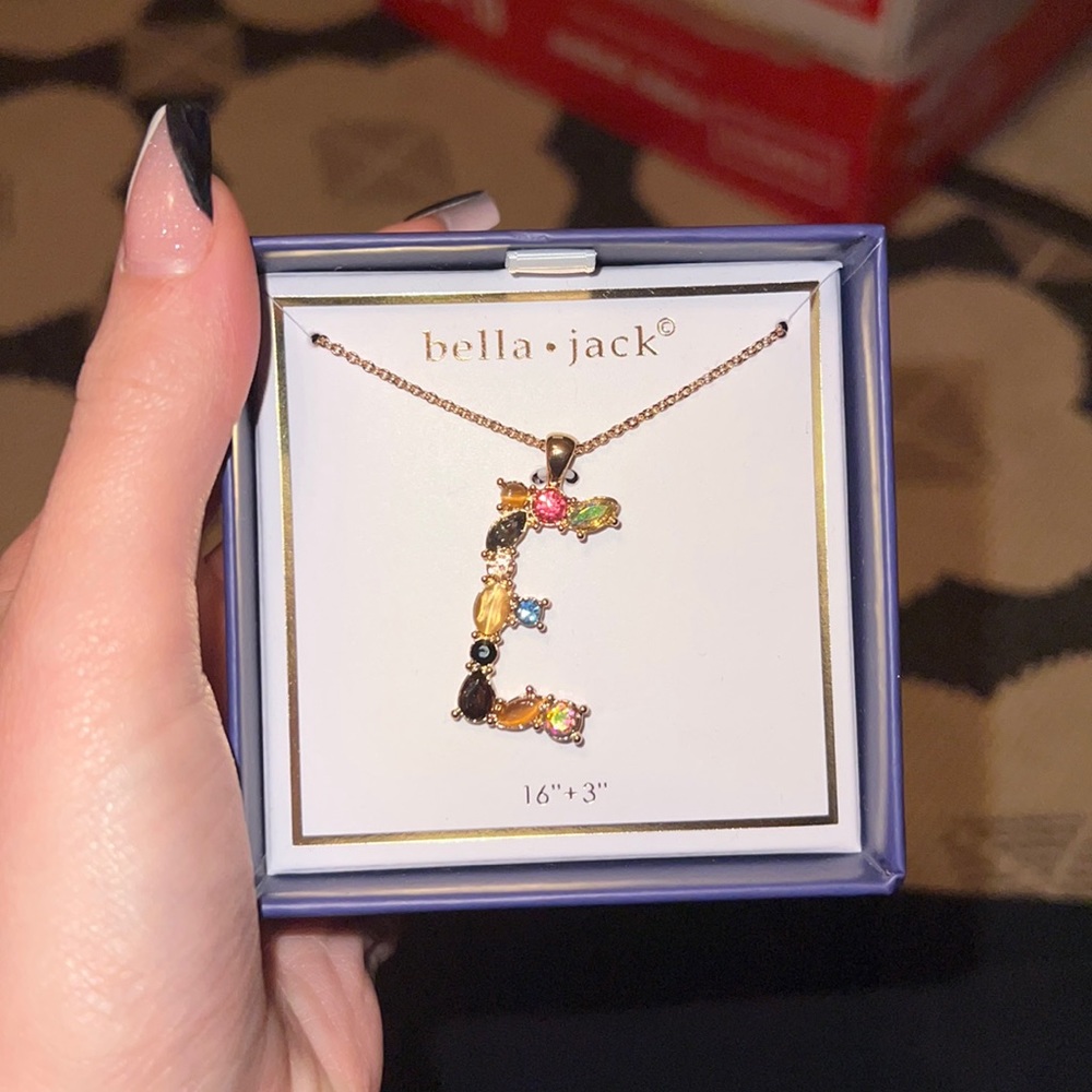 Colorful E necklace